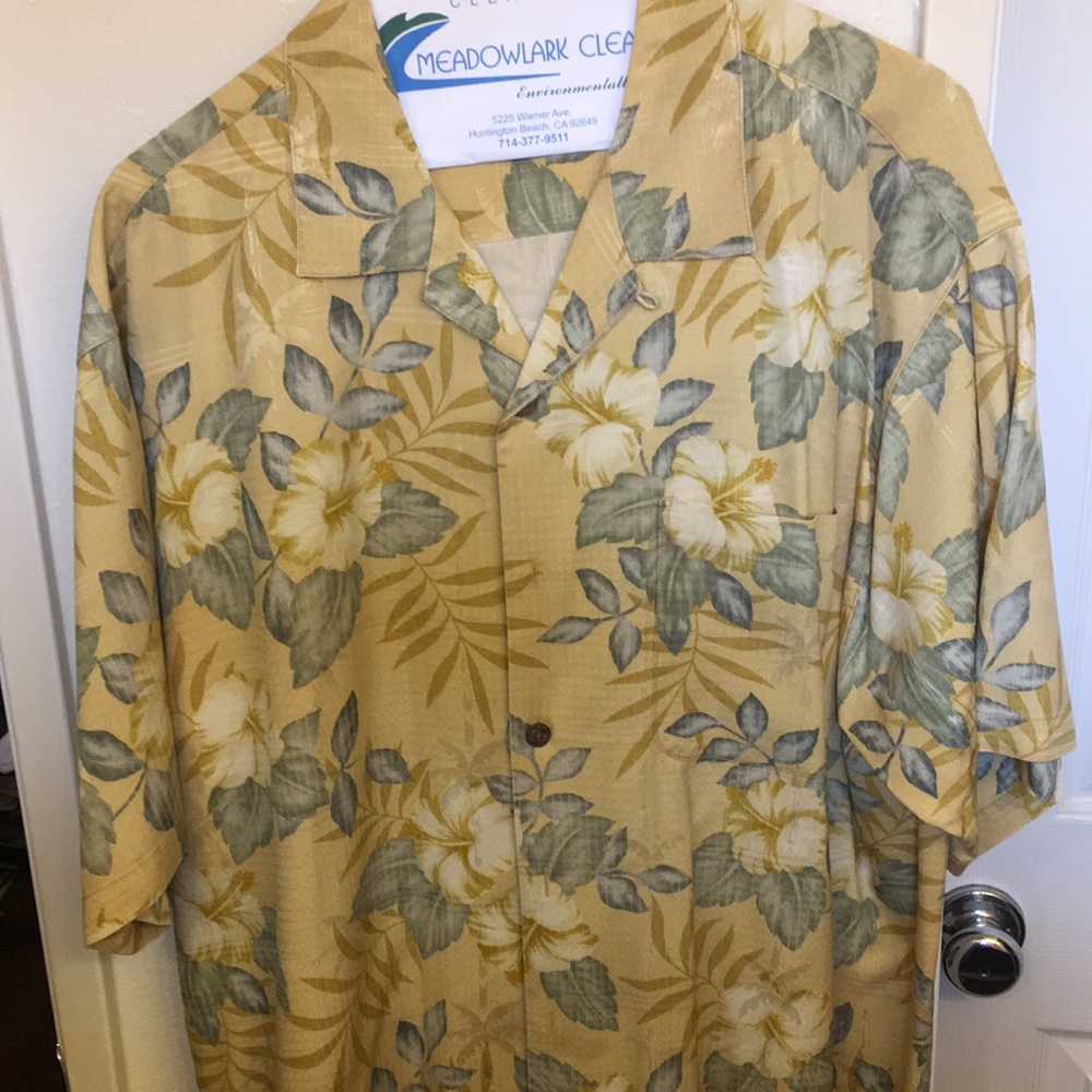 Hawaiian shirt